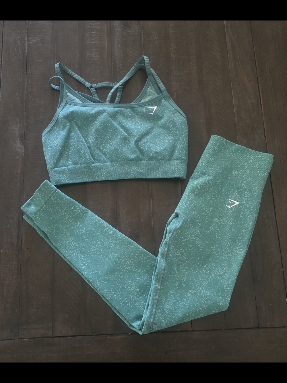 Gymshark Adapt Fleck Medium Sports Bra and Small Leggings Set